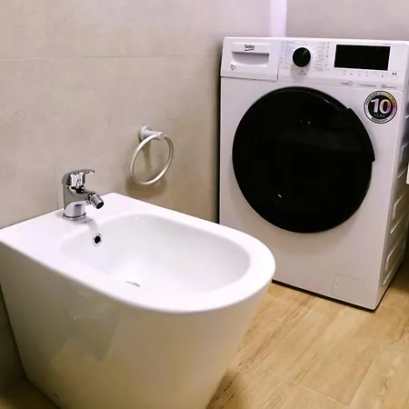 Stylish In Tirana, 3b * טיראנה