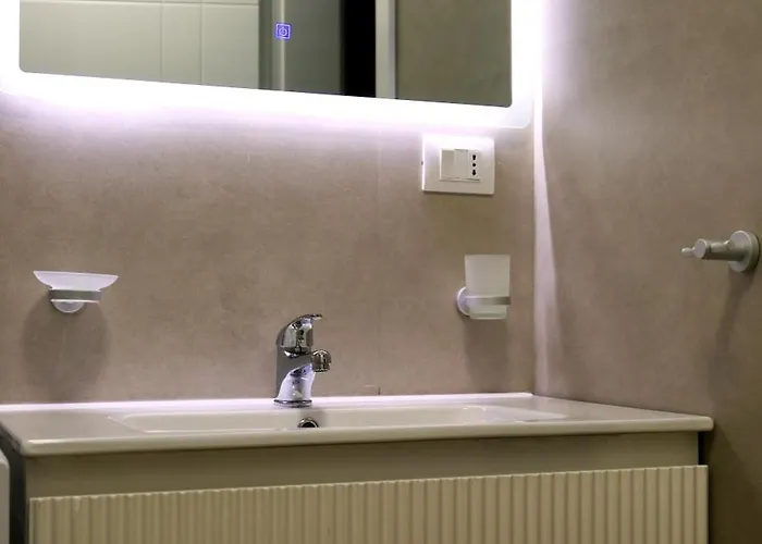 Stylish In Tirana, 3b